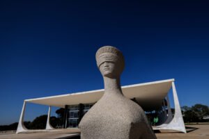 Leia mais sobre o artigo STF suspende sanções da NR-1 e abre conciliação sobre regras de riscos psicossociais no trabalho
